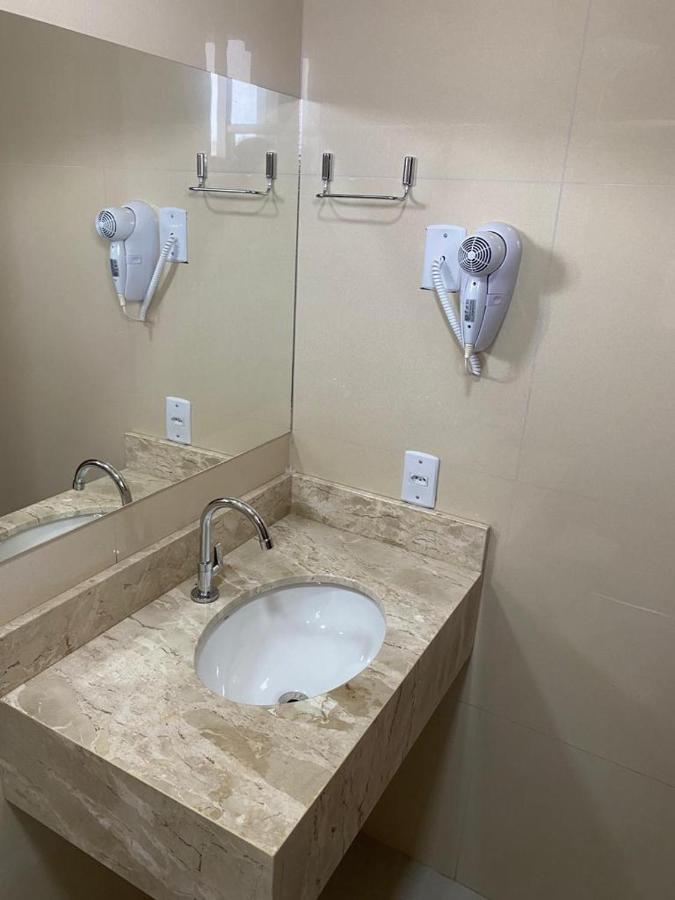 Hotel Plaza Pontes E Lacerda Εξωτερικό φωτογραφία