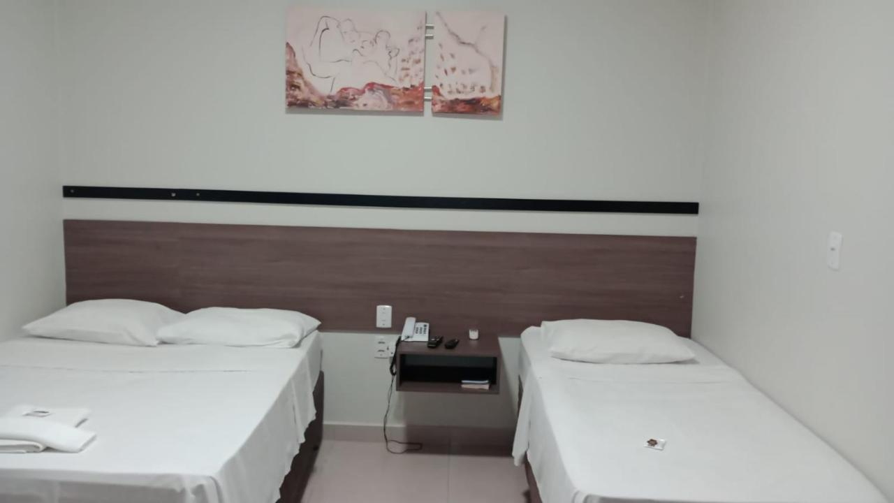 Hotel Plaza Pontes E Lacerda Εξωτερικό φωτογραφία