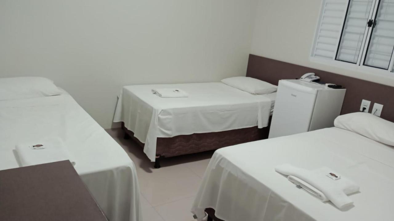 Hotel Plaza Pontes E Lacerda Εξωτερικό φωτογραφία